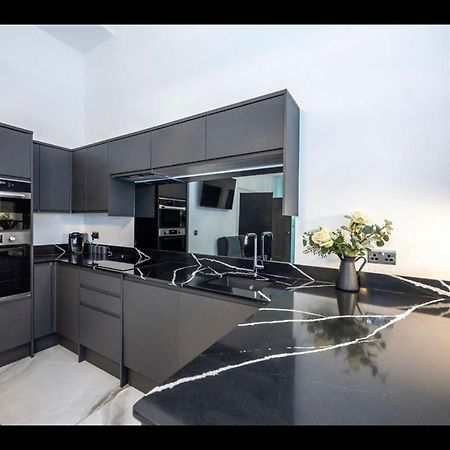 Royal Mile Apartment 2Bedroom Единбург Екстер'єр фото