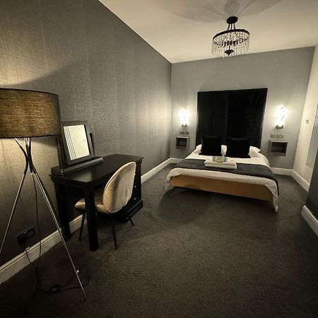 Royal Mile Apartment 2Bedroom Единбург Екстер'єр фото