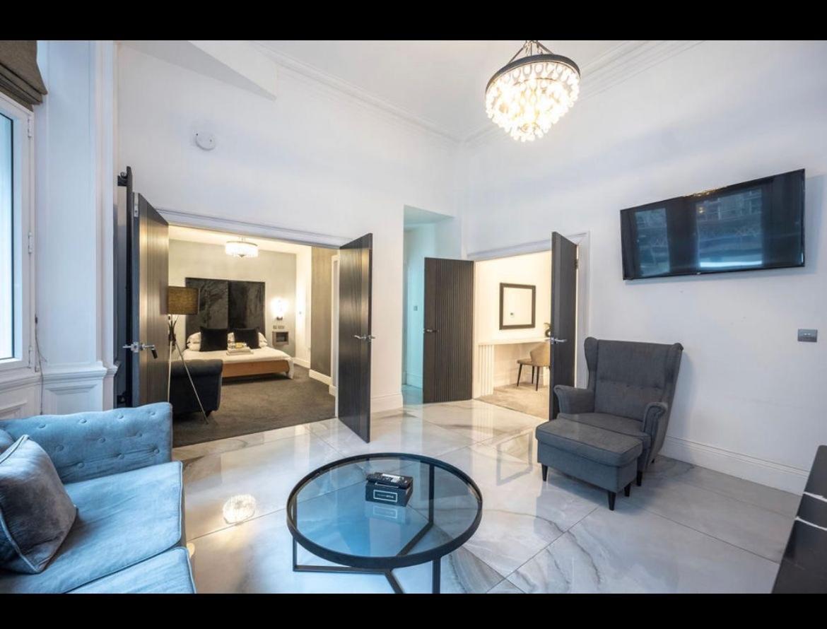 Royal Mile Apartment 2Bedroom Единбург Екстер'єр фото